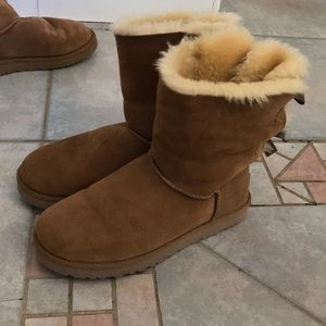 bow ugg boots